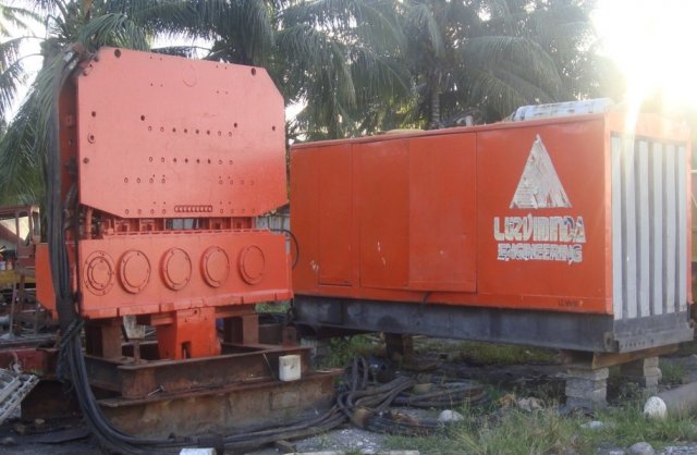 Pile Driving Equipment - Hydraulic Vibratory Hammer PTC 30H1